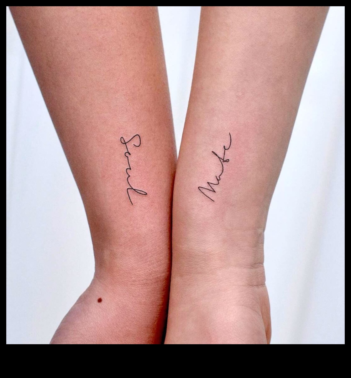 Semne de suflet pereche: tatuaje potrivite pentru cupluri sincronizate